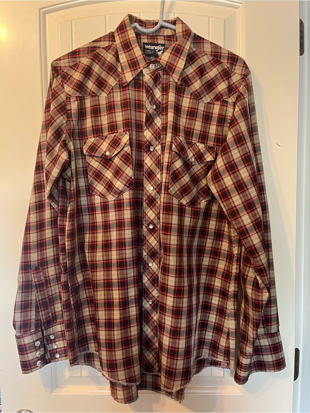 Wrangler Red and Cream Plaid Western Button-Down Shirt